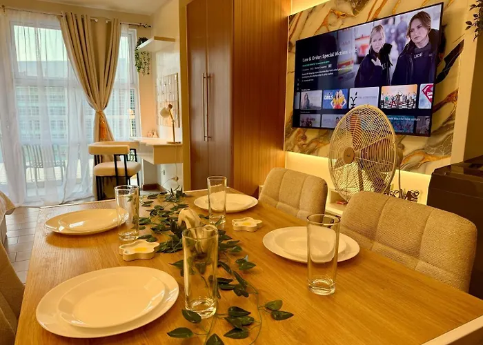 Modern Luxe | Near Venice Grand Canal Manila