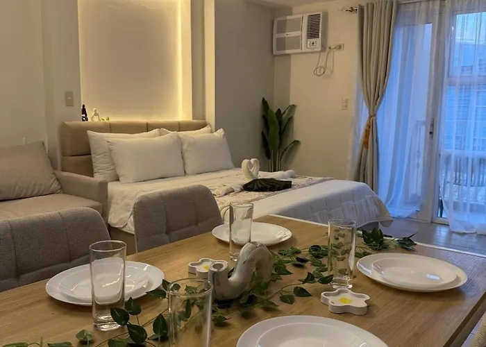 Modern Luxe | Near Venice Grand Canal * Manila