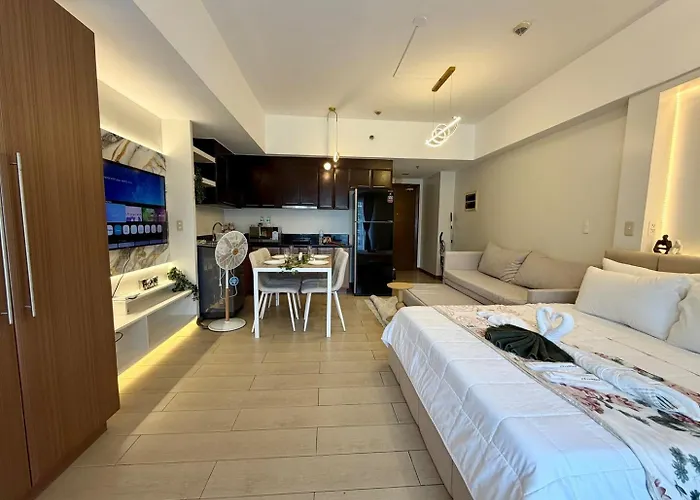 Modern Luxe | Near Venice Grand Canal Apartment Manila